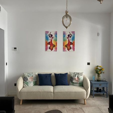 Apto. Maese Montanes. Centrico Con Piscina Privada Seville Luaran gambar