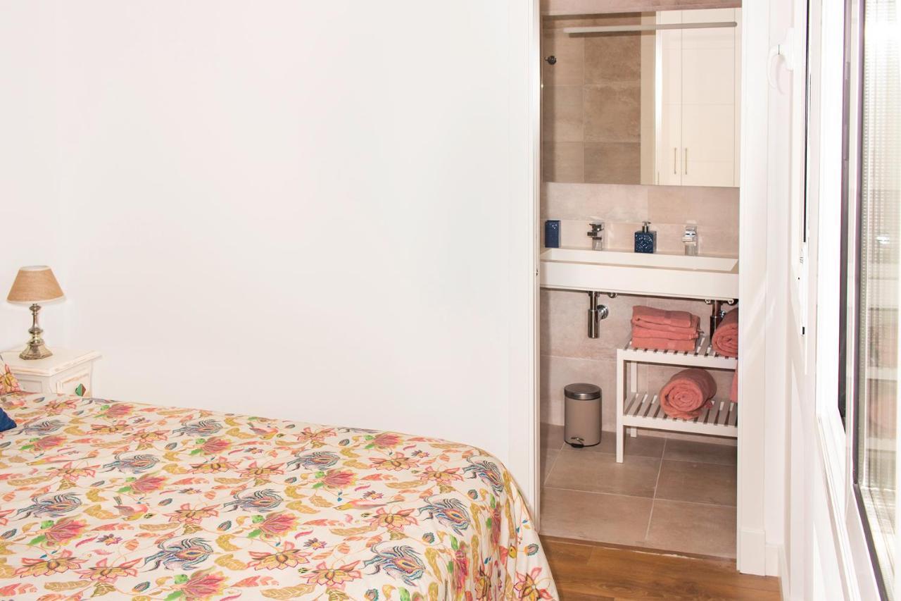 Apto. Maese Montanes. Centrico Con Piscina Privada Seville Luaran gambar